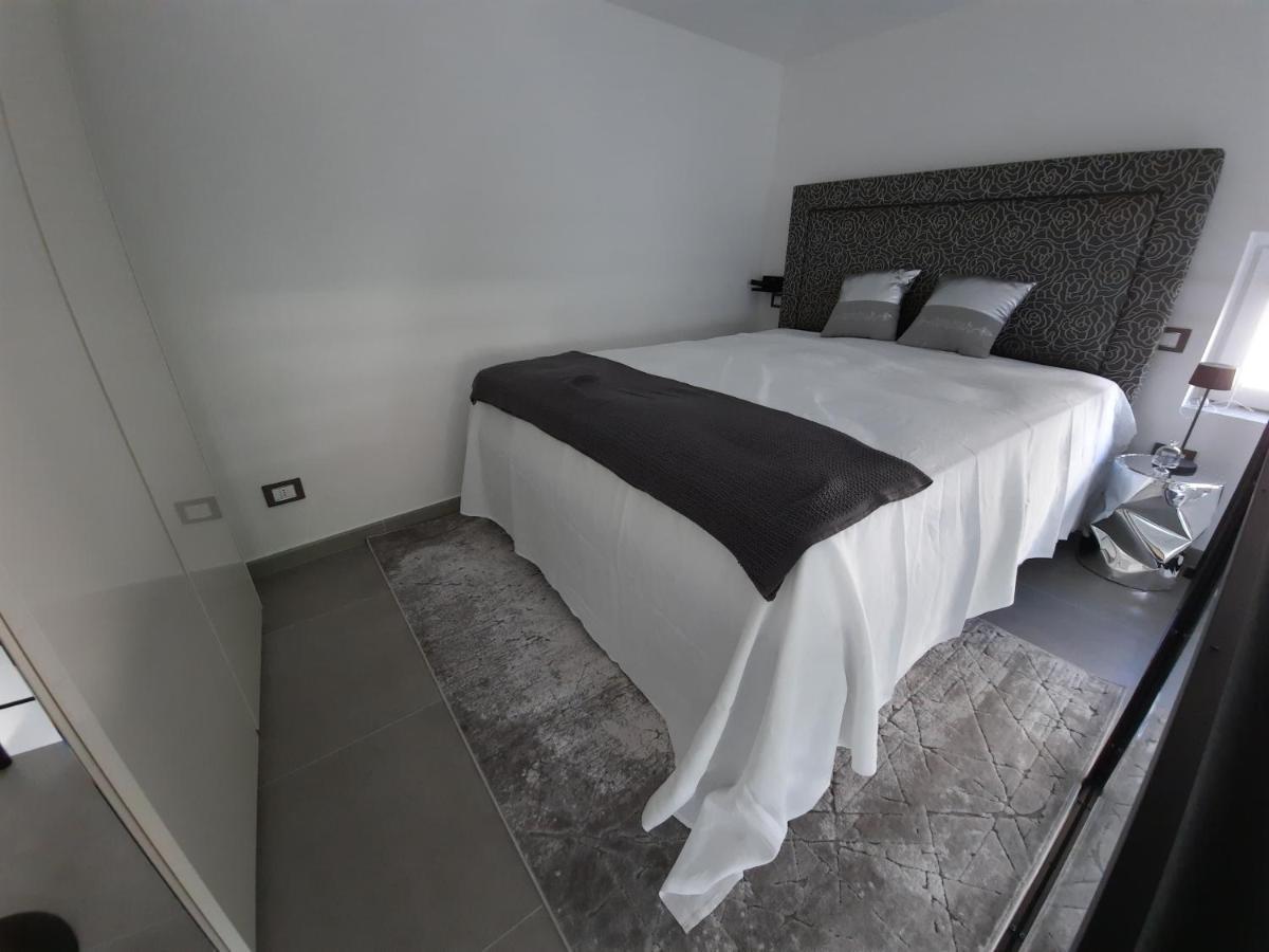 Palms Luxury Suites Санремо Экстерьер фото