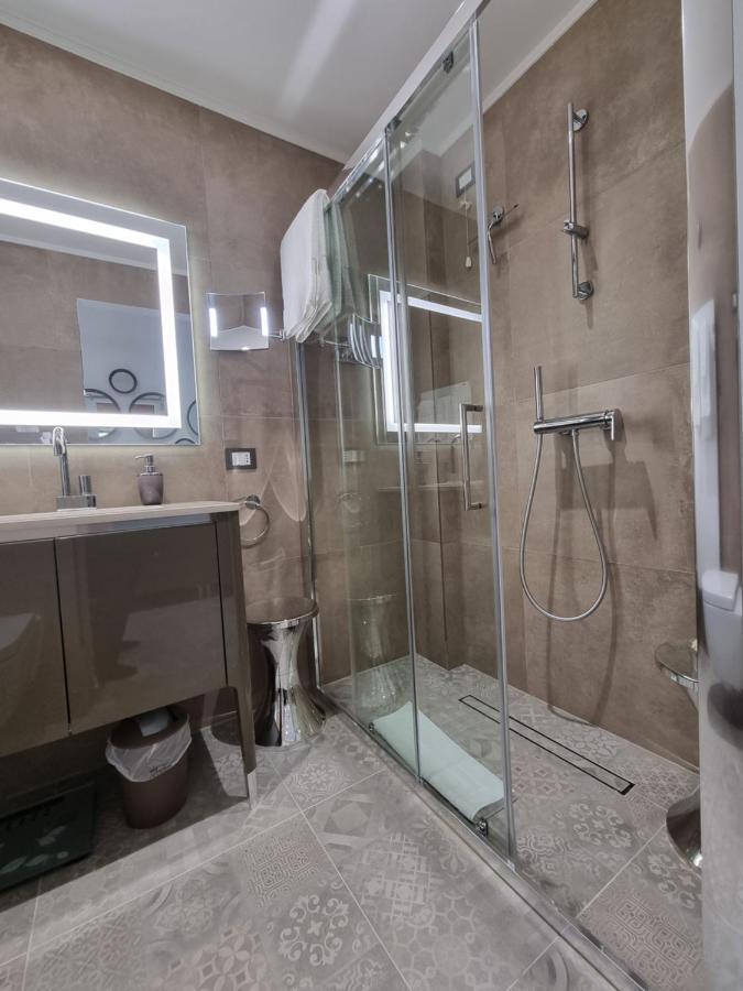 Palms Luxury Suites Санремо Экстерьер фото
